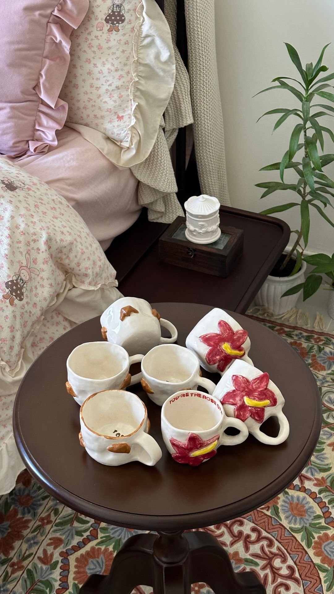 مجموعة ورد الليلي بمقبض .