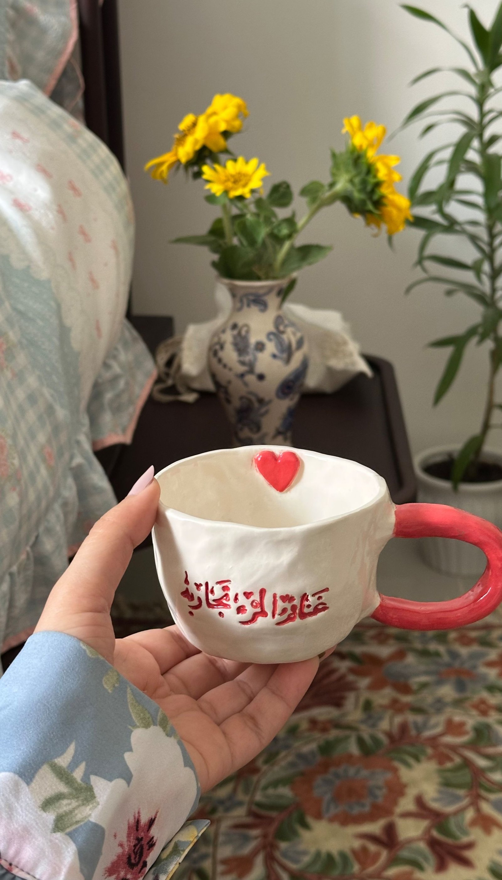 مجموعة غنائم المرء تجاربه. 
